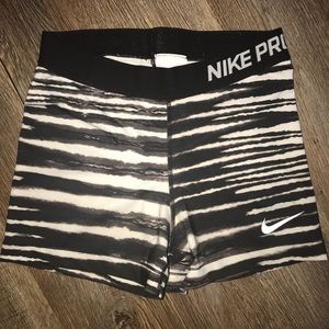 Nike Pro Workout Shorts EUC